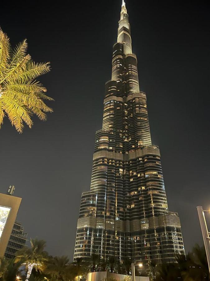 Omar Vacation Hostel Dubai Bagian luar foto